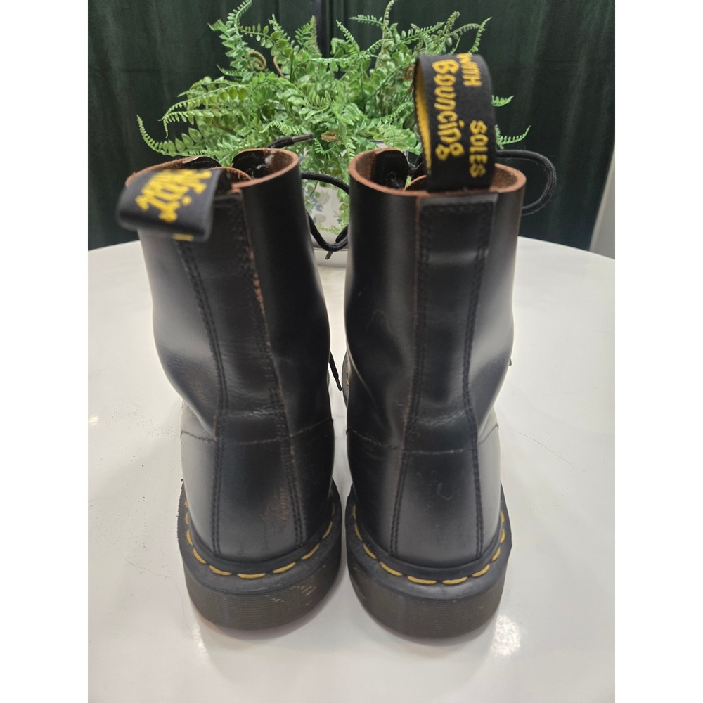 Dr. Martens 1460 Vintage Made in England Black Leather 8 Eye Boots Mens 9 - Picture 3 of 7